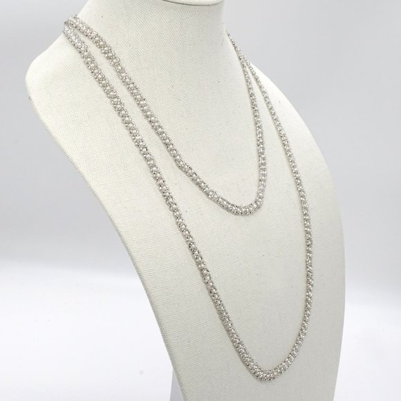 Extra long white Pearls and crystal seed beaded necklace. - Picture 2 of 3
